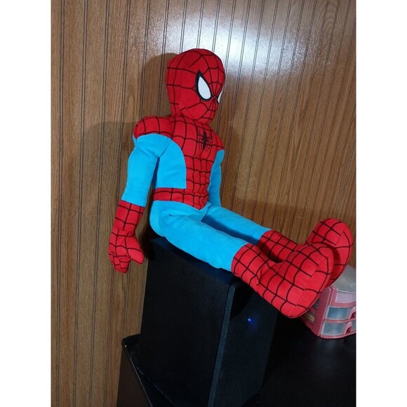 MARVEL Ultimate Spider-man Large 26" Plush Super Hero Stuffed Toy Pillow Kids - Picture 3 of 10